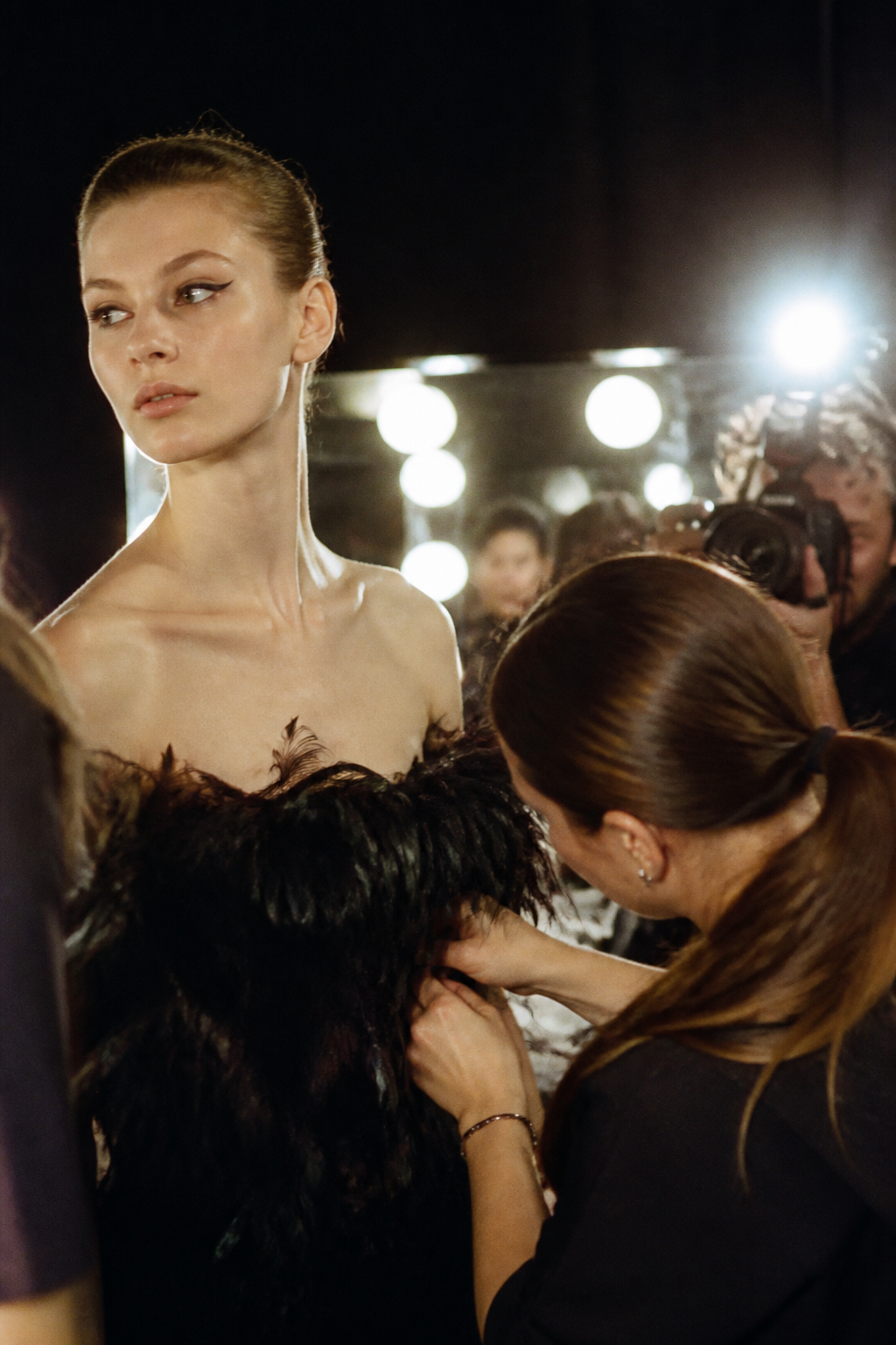 Runway Backstage Moment — Fashion AI image prompt example generated with Midjourney (backstage, documentary)