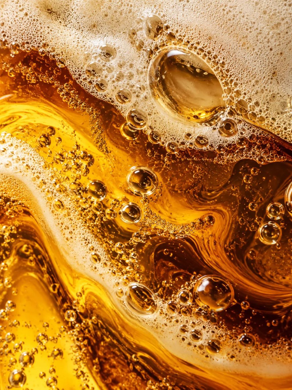 Micro Bubbles and Fluid Turbulence — Conceptual AI image prompt example generated with ChatGPT (macro, beer)