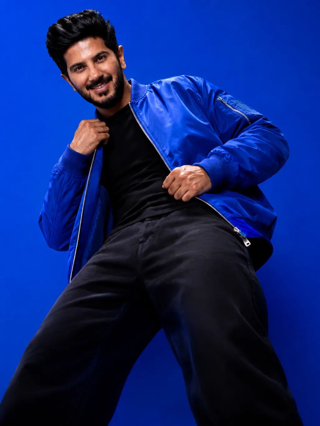 Royal Blue Genz Style Fashion — Fashion AI image prompt example generated with ChatGPT (fashion, dulquer)