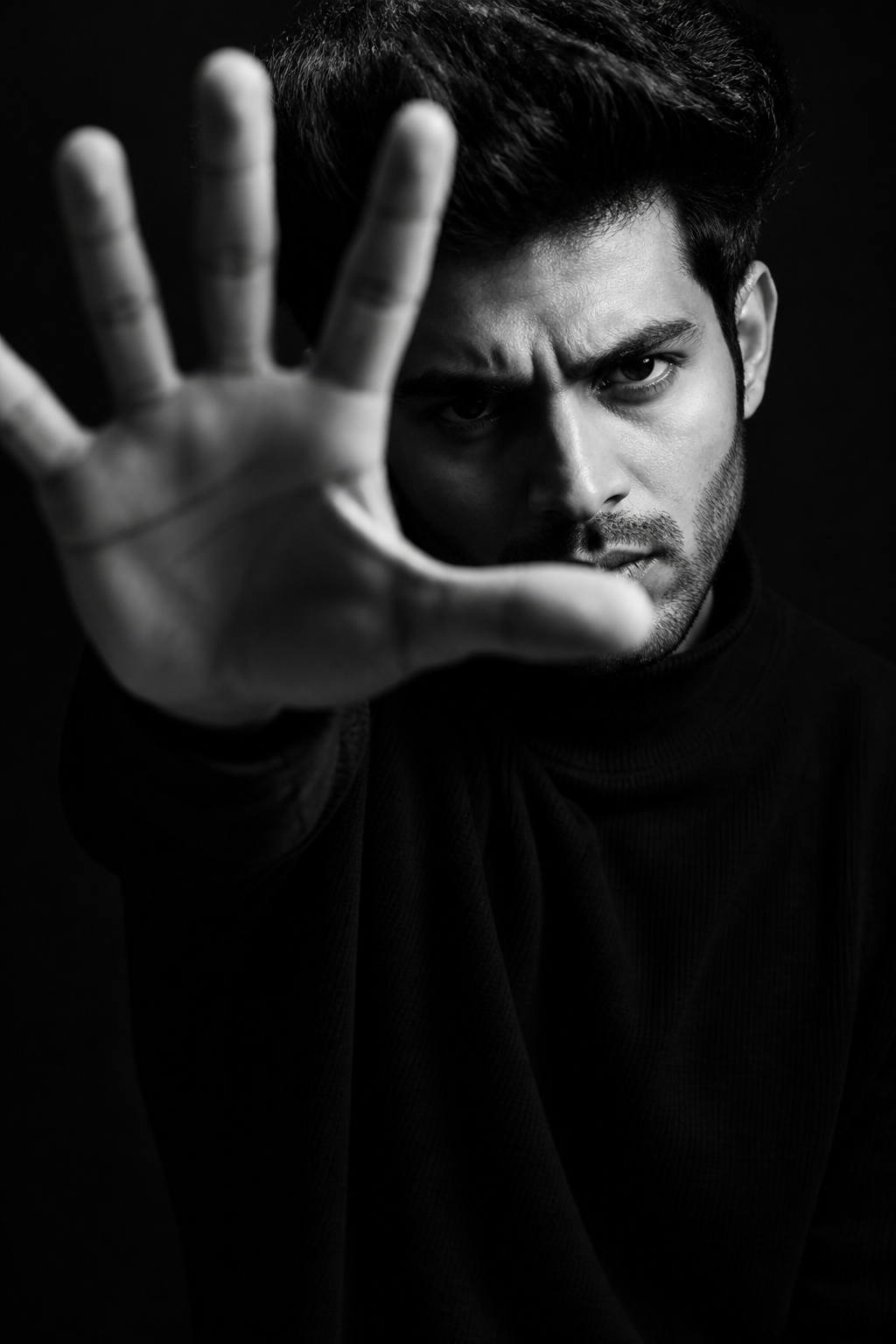 Dramatic Hand Framing — Portrait AI image prompt example generated with Gemini (portrait, monochrome)